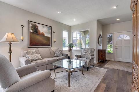 2 Peninsula Ct, Napa, CA 94559 photo 12