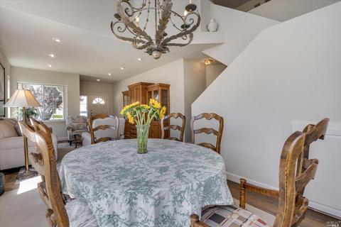 2 Peninsula Ct, Napa, CA 94559 photo 14