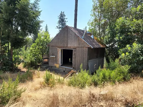 2641 Bunim Rd, Laytonville, CA 95454