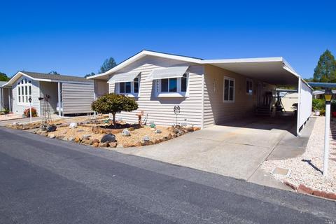 8028 Cliffrose St, Windsor, CA 95492 photo 3