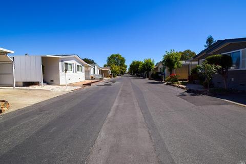 8028 Cliffrose St, Windsor, CA 95492 photo 62