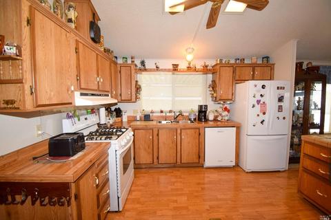 8028 Cliffrose St, Windsor, CA 95492 photo 16