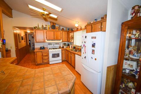 8028 Cliffrose St, Windsor, CA 95492 photo 20