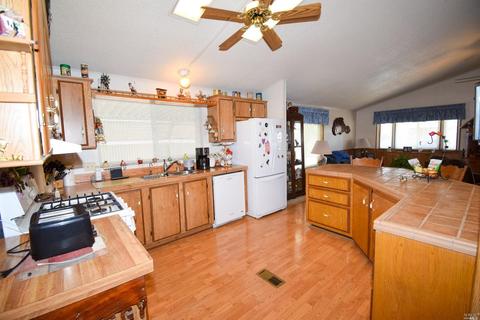 8028 Cliffrose St, Windsor, CA 95492 photo 17