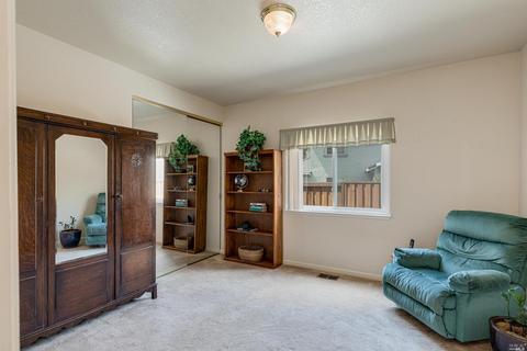 2012 Moss Valley Dr, Fairfield, CA 94534 photo 16