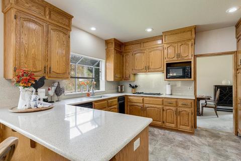 2012 Moss Valley Dr, Fairfield, CA 94534 photo 9