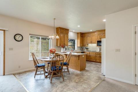2012 Moss Valley Dr, Fairfield, CA 94534 photo 8