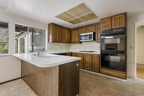 4701 Georgia St, Vallejo, CA 94591 photo 8