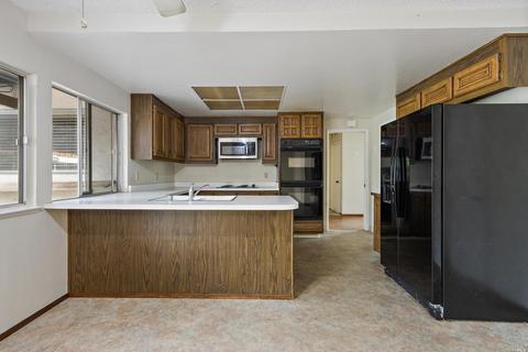 4701 Georgia St, Vallejo, CA 94591 photo 9