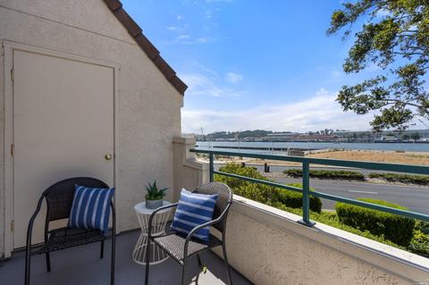 166 Nantucket Ln, Vallejo, CA 94590 photo 21