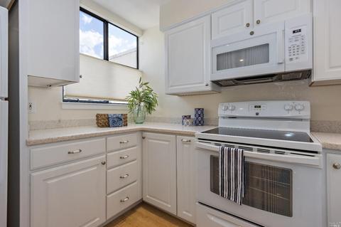 166 Nantucket Ln, Vallejo, CA 94590 photo 14