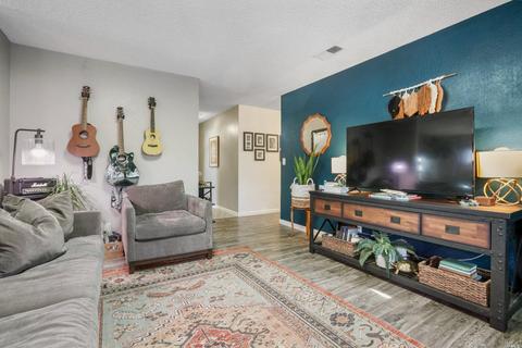 501 Silver Dr, Vacaville, CA 95687 photo 17