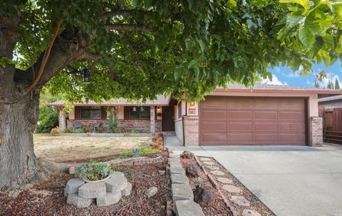 501 Silver Dr, Vacaville, CA 95687 photo 1