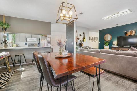501 Silver Dr, Vacaville, CA 95687 photo 14