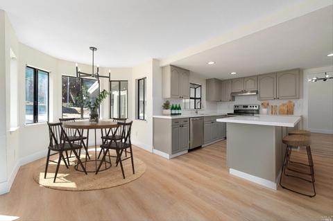 117 Skyline Ct, Vallejo, CA 94591 photo 6
