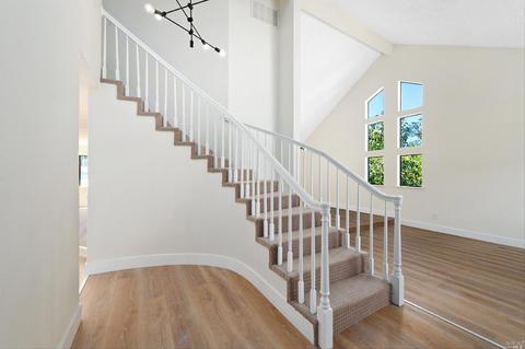 117 Skyline Ct, Vallejo, CA 94591 photo 3