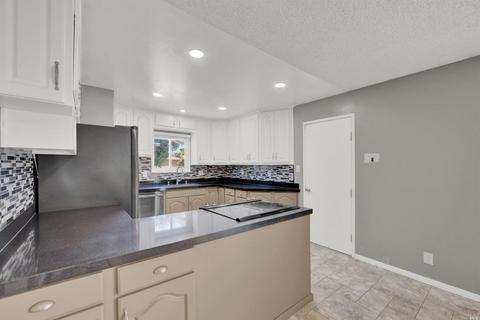 2406 Woolner Ave, Fairfield, CA 94533 photo 20