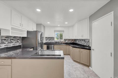 2406 Woolner Ave, Fairfield, CA 94533 photo 21