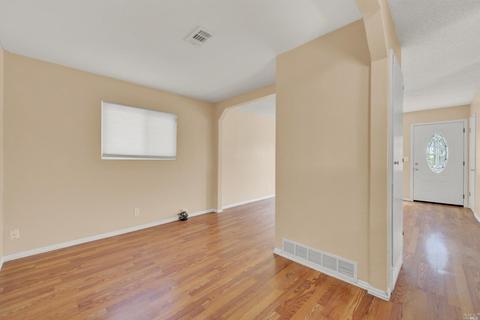 2406 Woolner Ave, Fairfield, CA 94533 photo 13