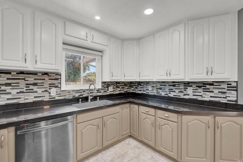 2406 Woolner Ave, Fairfield, CA 94533 photo 27