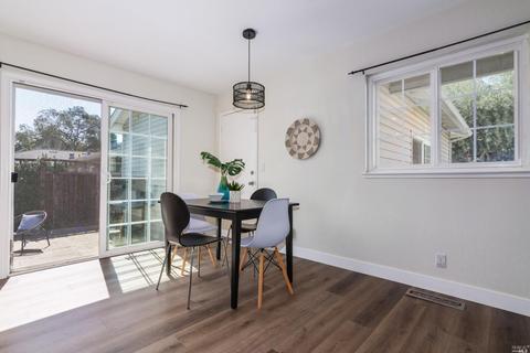 537 E I St, Benicia, CA 94510 photo 12