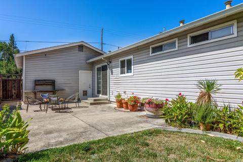 537 E I St, Benicia, CA 94510 photo 31
