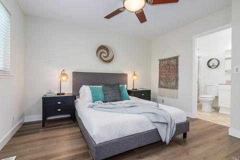 537 E I St, Benicia, CA 94510 photo 22