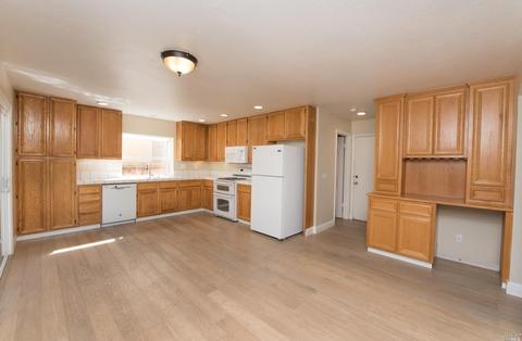 950 Foothill Dr, Windsor, CA 95492 photo 9