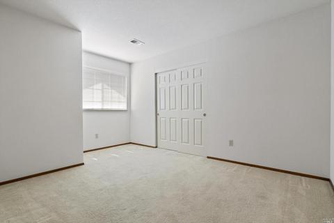2104 Saint Augustine Cir, Petaluma, CA 94954 photo 20
