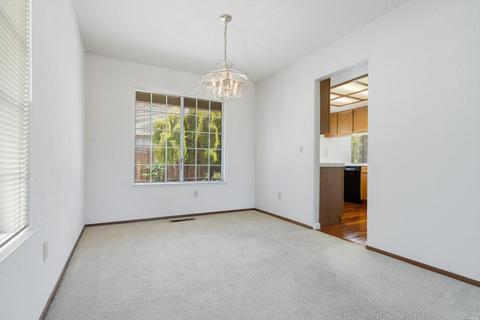 2104 Saint Augustine Cir, Petaluma, CA 94954 photo 8
