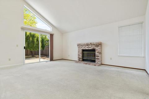 2104 Saint Augustine Cir, Petaluma, CA 94954 photo 12