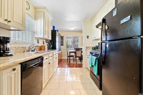 227 Amelia St, Vallejo, CA 94589 photo 3