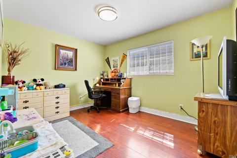 227 Amelia St, Vallejo, CA 94589 photo 11