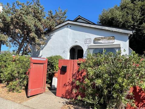 614 Tennessee St, Vallejo, CA 94590 photo 1
