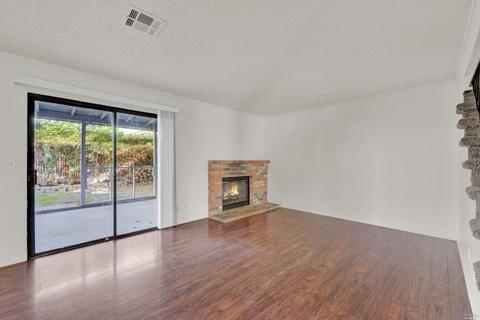 983 Matthew Ct, Fairfield, CA 94533 photo 7