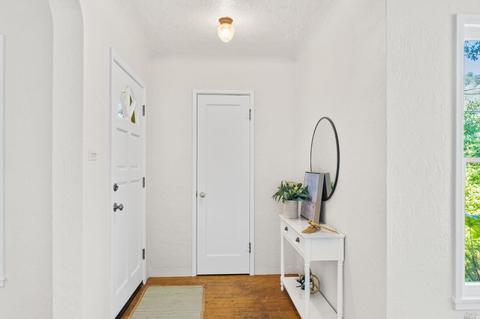 219 E Spring St, Napa, CA 94559 photo 6