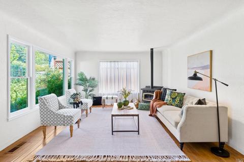 219 E Spring St, Napa, CA 94559 photo 7