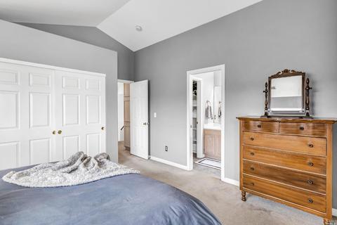 2054 Devonshire Dr, Napa, CA 94558 photo 34