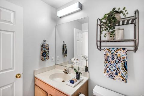 2054 Devonshire Dr, Napa, CA 94558 photo 28