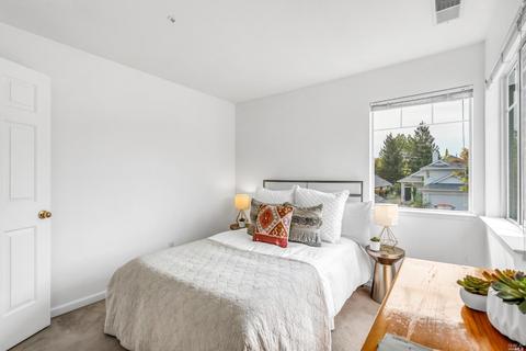 2054 Devonshire Dr, Napa, CA 94558 photo 38