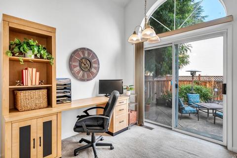 2054 Devonshire Dr, Napa, CA 94558 photo 12