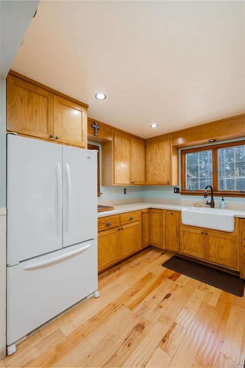 1615 Lilac Cir, Willits, CA 95490 photo 9