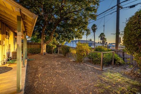 1655 Hemlock St, Fairfield, CA 94533 photo 36