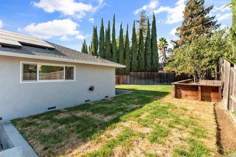 2152 Madrone Dr, Fairfield, CA 94534 photo 46