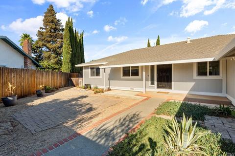 2152 Madrone Dr, Fairfield, CA 94534 photo 4