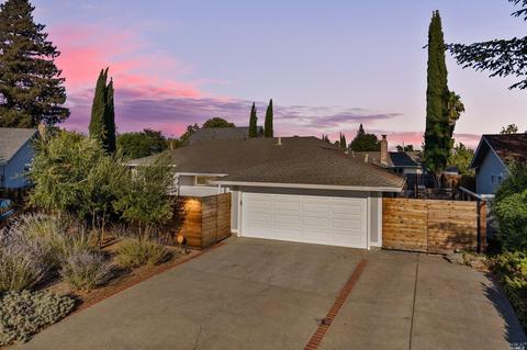 2152 Madrone Dr, Fairfield, CA 94534 photo 1