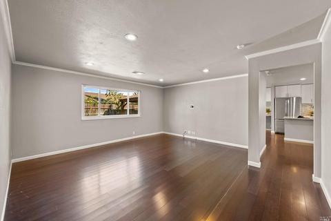 2152 Madrone Dr, Fairfield, CA 94534 photo 9