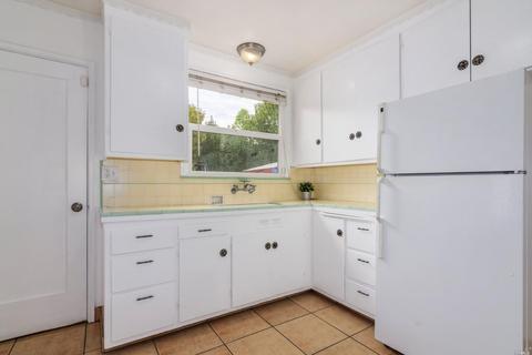 1345 Arkansas St, Vallejo, CA 94590 photo 12