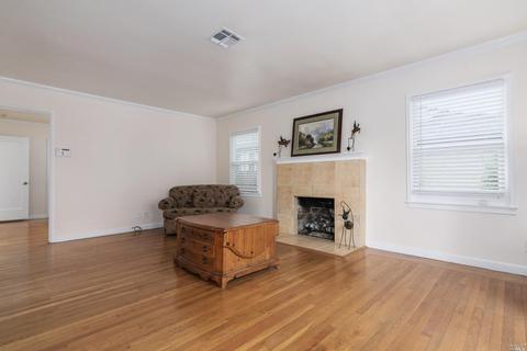 1345 Arkansas St, Vallejo, CA 94590 photo 6