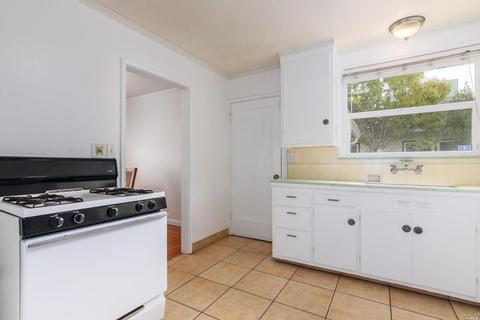 1345 Arkansas St, Vallejo, CA 94590 photo 13